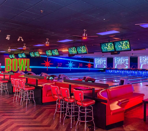 Bowlero - Wallington, NJ