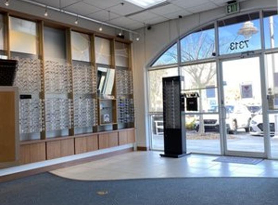 Eye Doctor's Optical Outlets - Bradenton, FL