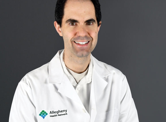 Noah D Lubowsky, MD - Monroeville, PA