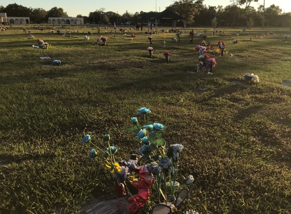 Royal Palm Cemetery - Saint Petersburg, FL