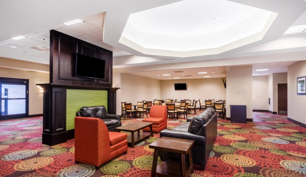 IHG Army Hotels on Fort Campbell - Fort Campbell, KY