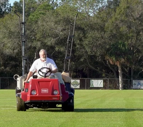 Barefoot Grass Lawn Care & Pest Control - Largo, FL