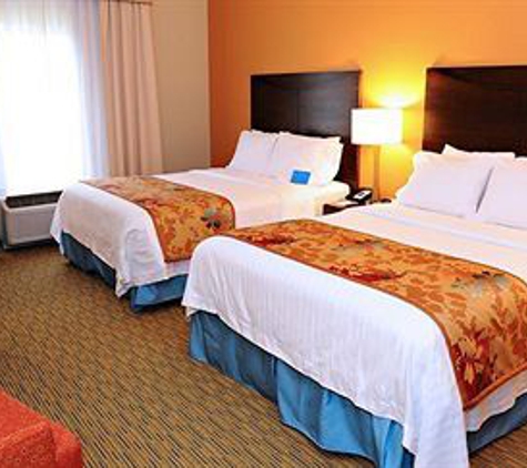 Fairfield Inn & Suites - Slippery Rock, PA