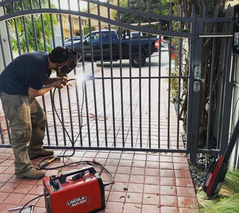 First Garage Door and Gate - Los Angeles, CA