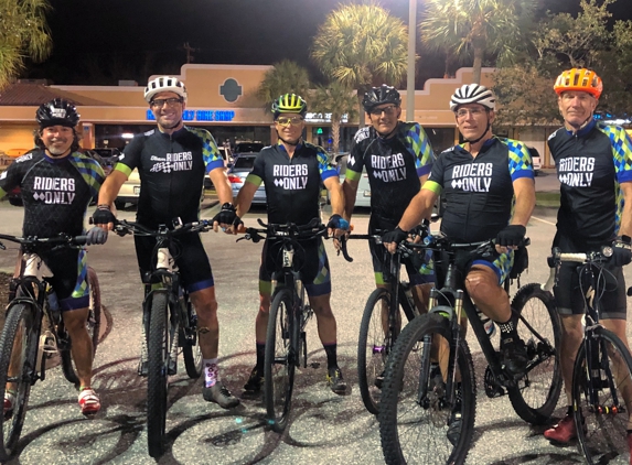 Riders Only Bikes - Jupiter, FL. Weekly Group Rides