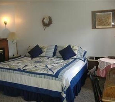 Sturbridge Country Inn - Fiskdale, MA