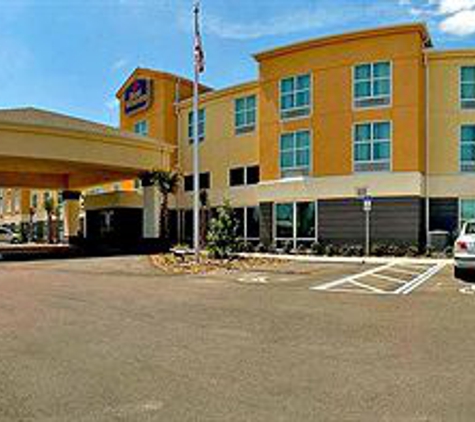 Best Western Plus Chain of Lakes Inn & Suites - Leesburg, FL