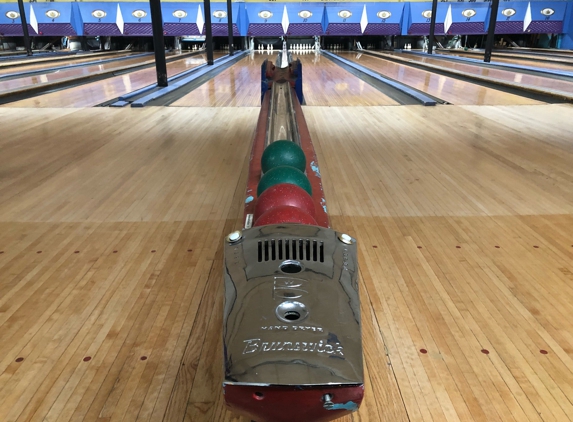 Stoneleigh Lanes - Baltimore, MD