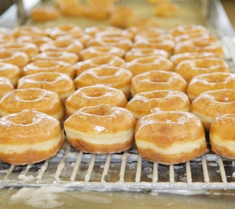 Ashley's Donuts Kolaches and Tacos NASA/Clear Lake - Houston, TX. Hot glazed donuts