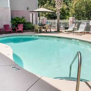 Suburban Extended Stay Hilton Head - Bluffton, SC