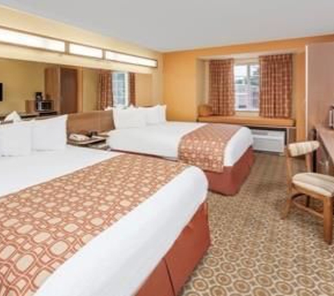 Microtel Inn & Suites by Wyndham South Bend/At Notre Dame - South Bend, IN