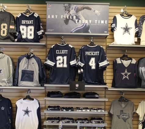 Hibbett Sports - Ennis, TX