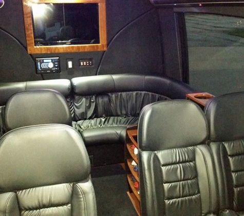 Blvd Limousine - Olathe, KS