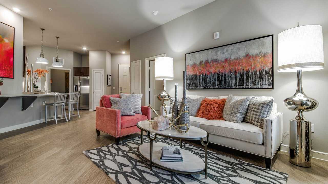 Capitol at Stonebriar Apartment Homes | Frisco, TX 75035 | DexKnows.com