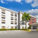 Hampton Inn & Suites Boynton Beach - Hotels