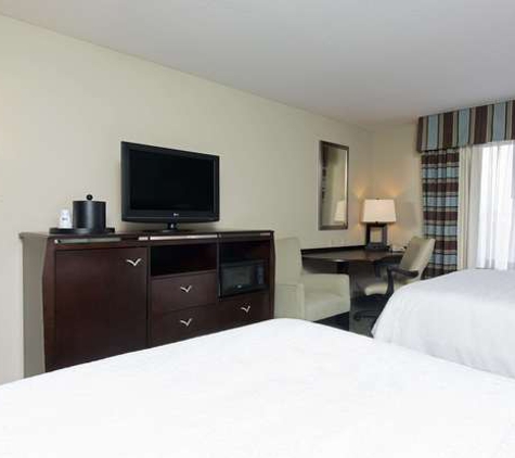 Hampton Inn & Suites - Crawfordsville, IN