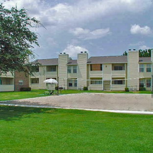 Summer Villas Apartments - Dallas, TX