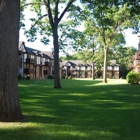 Glen Oaks Apartments