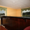 Days Inn by Wyndham Queensbury/Lake George - Motels