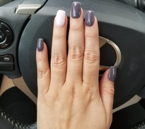 Pro Nails - Pembroke Pines, FL