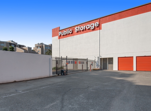 Public Storage - Emeryville, CA