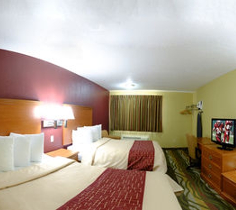 Red Roof Inn - Chattanooga, TN