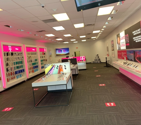 Metro by T-Mobile - Lawrenceville, GA