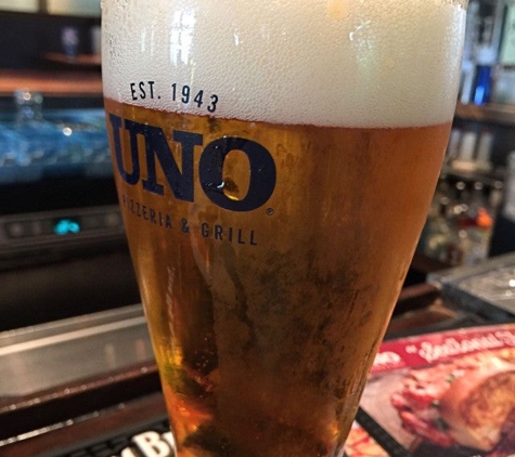 Uno Chicago Grill - Manassas, VA