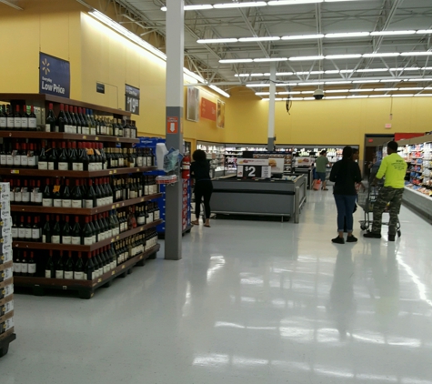 Wal-Mart SuperCenter - Boynton Beach, FL