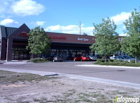 First Nail Spa - Aurora, CO