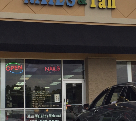 Nail & Tan - Hiram, GA. Entrance