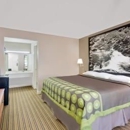 Super 8 by Wyndham Athens - Motels