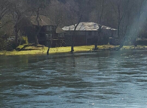 Fall Creek Marina - Branson, MO