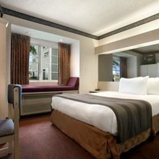 Microtel Inn & Suites by Wyndham Joplin - Joplin, MO