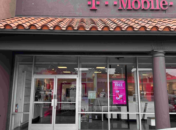 T-Mobile - Oakland, CA