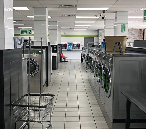 Smart Wash Laundry - Montgomery, IL