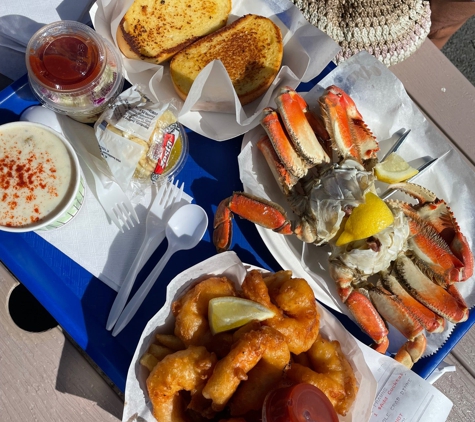 Ecola Seafoods Restaurant & Market - Cannon Beach, OR