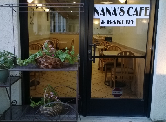 Nana's Cafe Bakery - Sacramento, CA