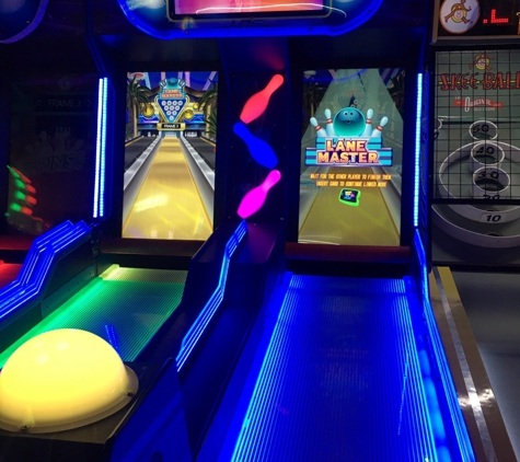 Dave & Buster's - Springfield, VA