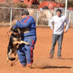 Hall Kennels - Defiance, MO