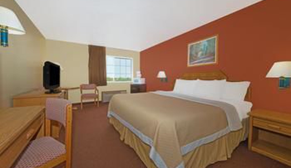 Days Inn by Wyndham Cameron - Cameron, MO