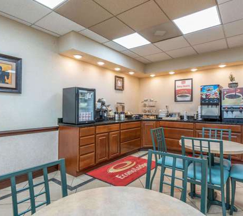 Econo Lodge - Louisville, KY