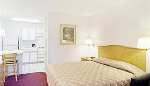Extended Stay America - Dallas - Las Colinas - Carnaby St. - Irving, TX