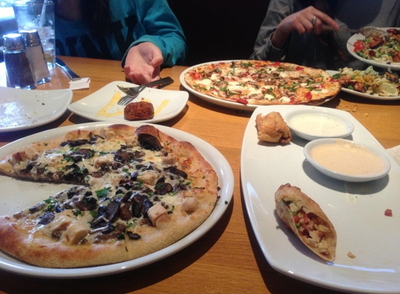 California Pizza Kitchen - Jacksonville, FL