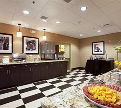 Hampton Inn & Suites Williston - Williston, ND