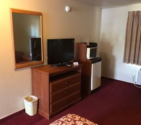 Vino Inn & Suites - Atascadero, CA