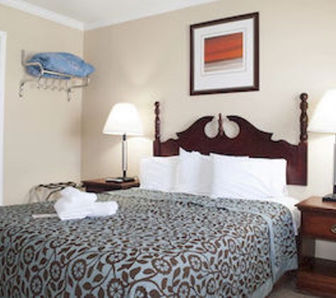 Boardwalk Hotel Charlee & Beach House Rentals - Seaside Heights, NJ