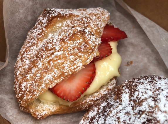 Japonaise Bakery - Brookline, MA