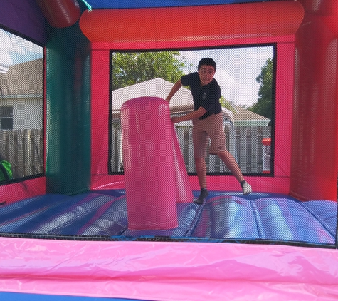 Bouncemania party services - Auburndale, FL