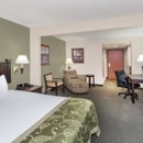 Wingate by Wyndham Peoria - Hotels